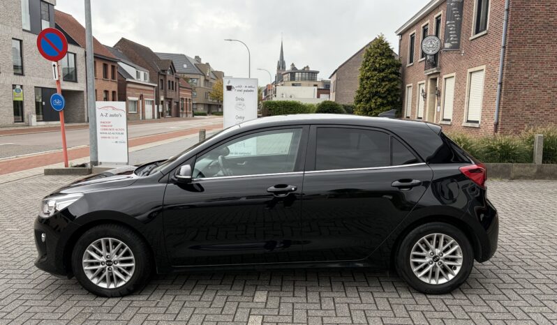 
								Kia Rio 1.2 Camera Navigatie vol									