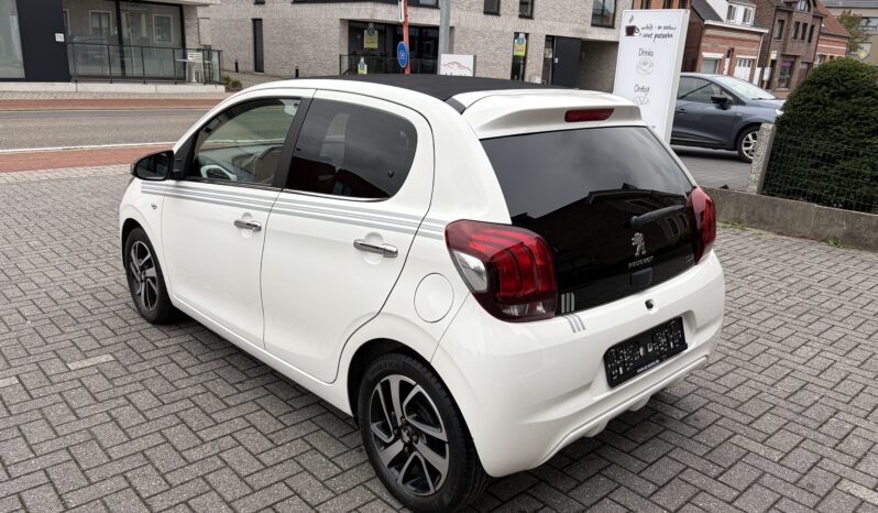 
								Peugeot 108 Cabrio 1.2i Camera Gps vol									