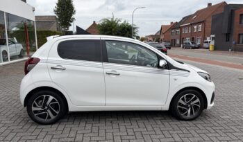 
									Peugeot 108 Cabrio 1.2i Camera Gps vol								