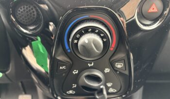 
									Peugeot 108 Cabrio 1.2i Camera Gps vol								