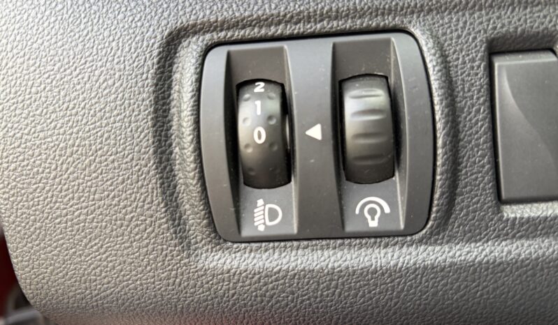 
								Renault Clio benzine bwj.2018 vol									