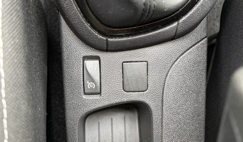 
								Renault Clio benzine bwj.2018 vol									