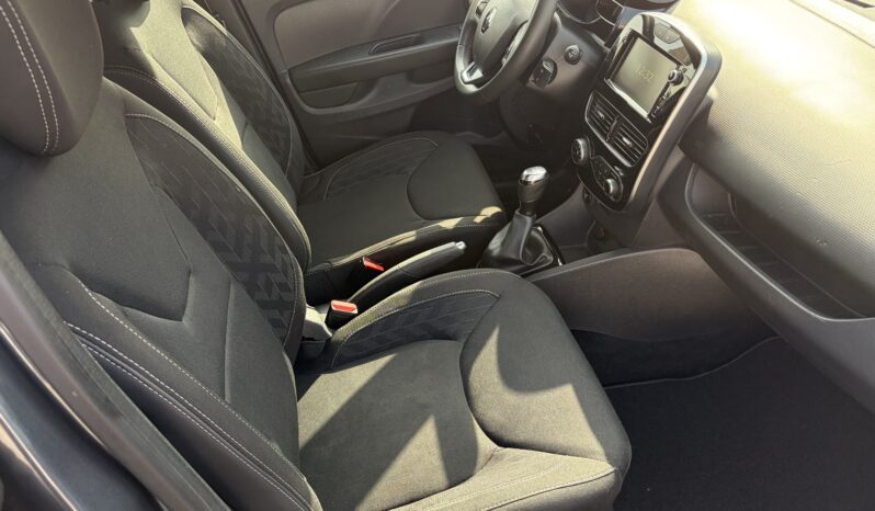 
								Renault Clio benzine bwj.2020 1e eigenaar vol									