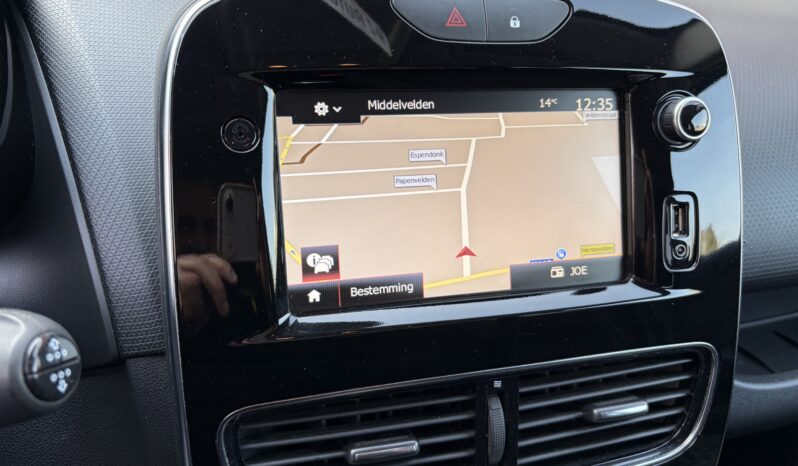 
								Renault Clio benzine bwj.2020 1e eigenaar vol									