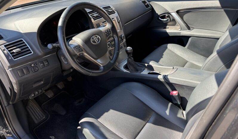 
								Toyota Avensis 1.8 benzine 1e Eigenaar vol									