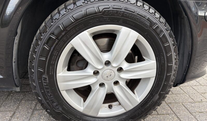 
								Mercedes Vito 122 CDI Automaat V6 3.0  5 zetels bwj.2012 vol									