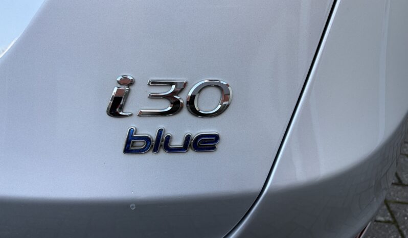 
								Hyundai i30 benzine 1e eigenaar vol									